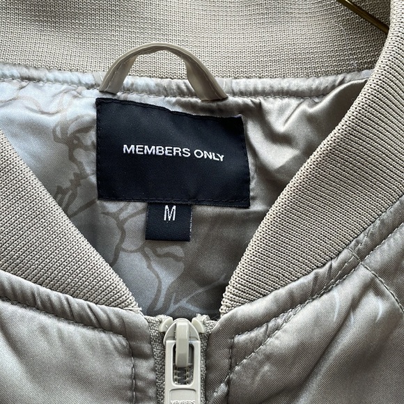 Metallic floral bomber - Picture 2 of 4